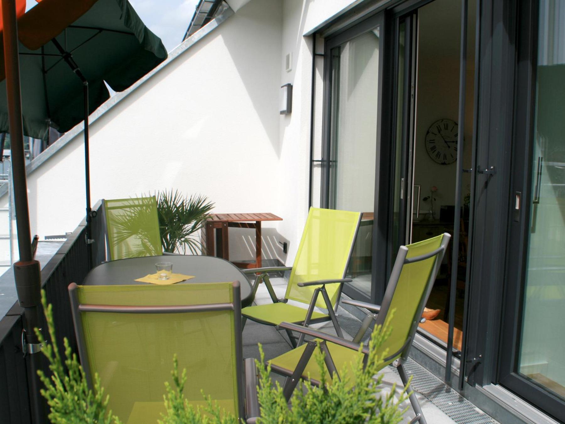 Ferienwohnung Urlaubsglueck- Lichtdurchflutete Wohnung Mit Balkon Und Seesicht Lindau  Bagian luar foto